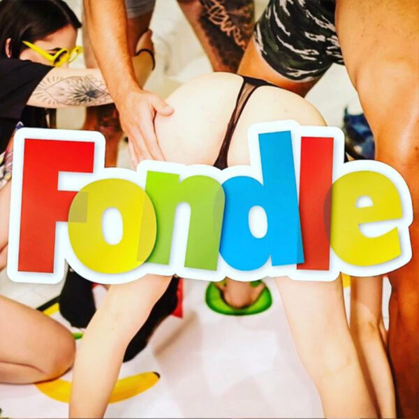 Play Wiv Me - Fondle Board Game - Image 2