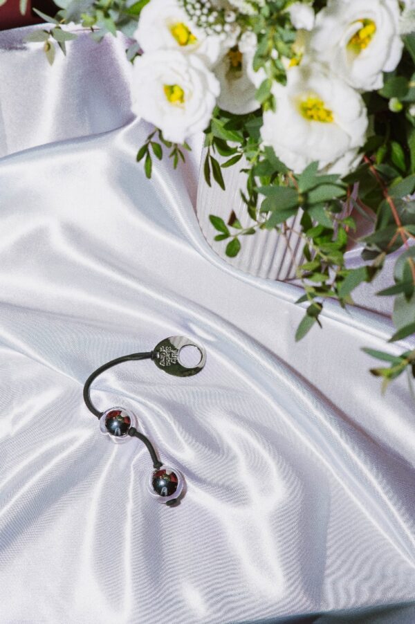 Fifty Shades of Grey Inner Goddess Metal Ben Wa Balls - Image 4