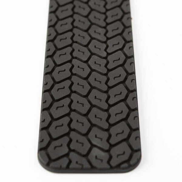 SEI MIO - Tread Carefully - Tyre Paddle - Black - Image 4
